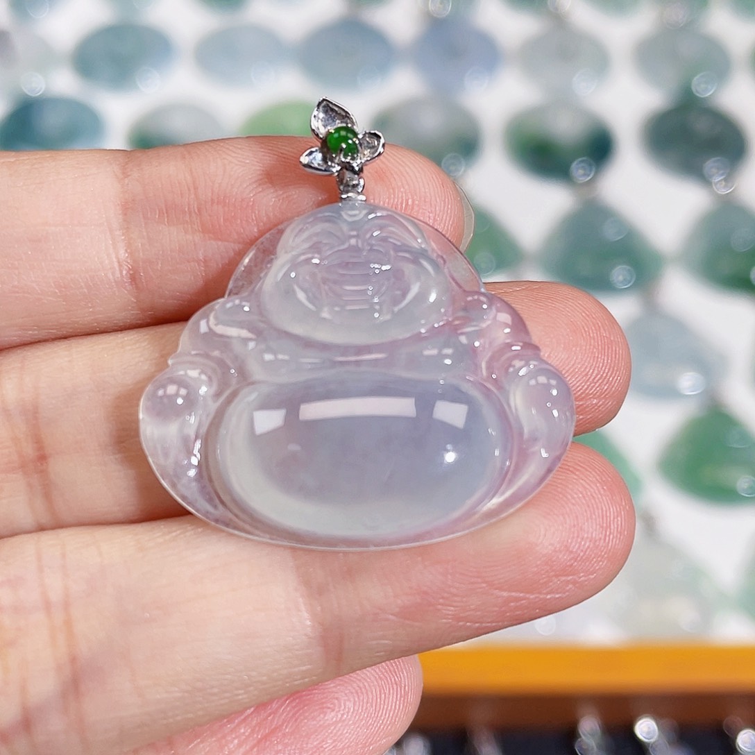 颈饰18K金镶嵌翡翠吊坠