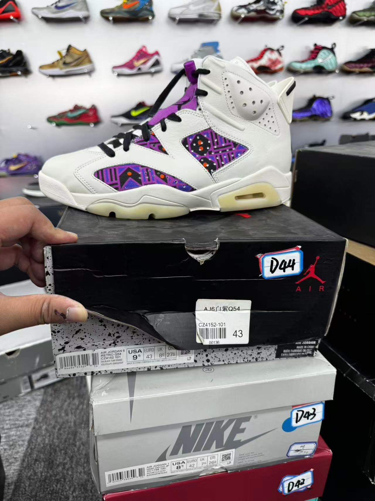 nike  AJ6 白子经典配色鞋型 43码 D44