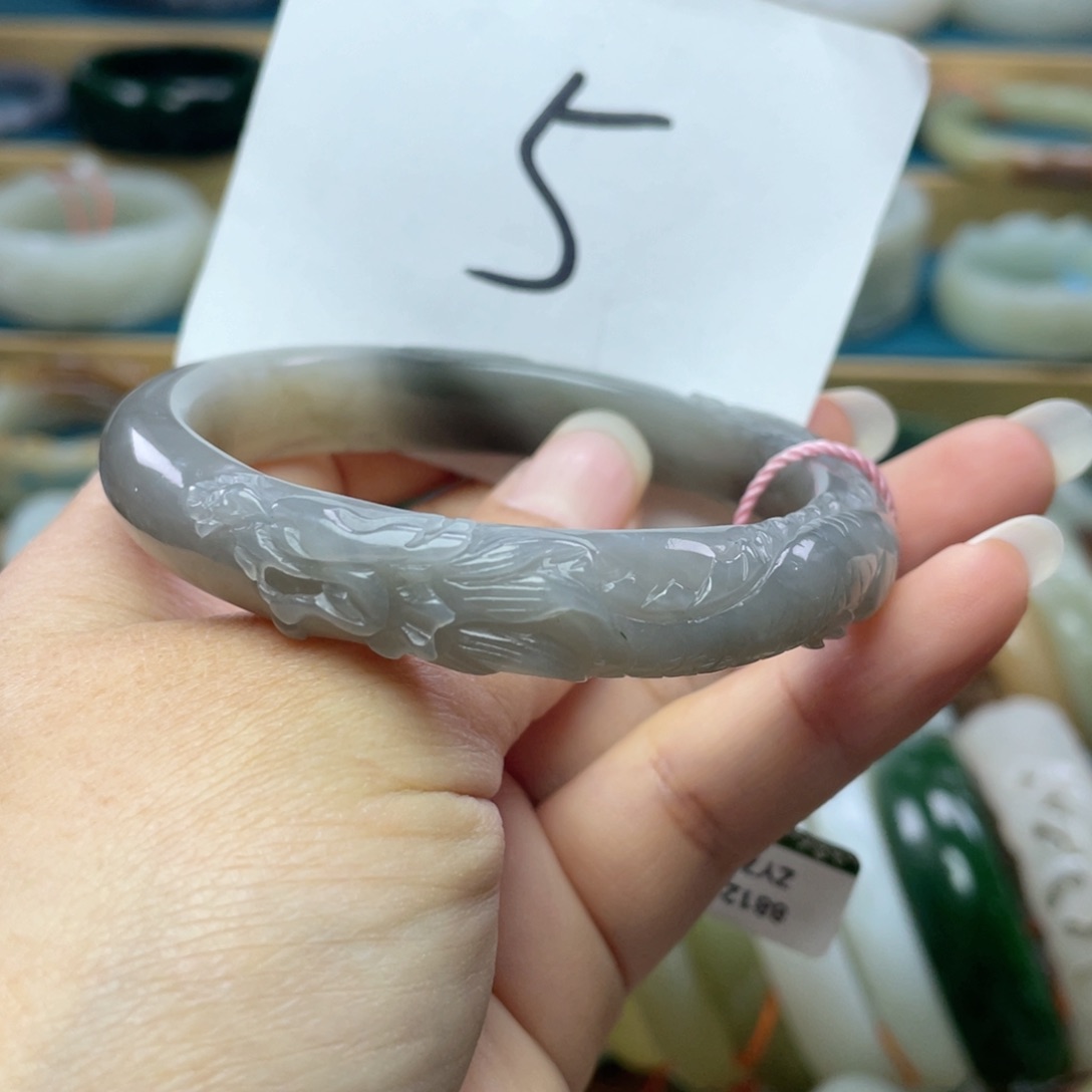 未镶嵌手镯和田玉圈口57