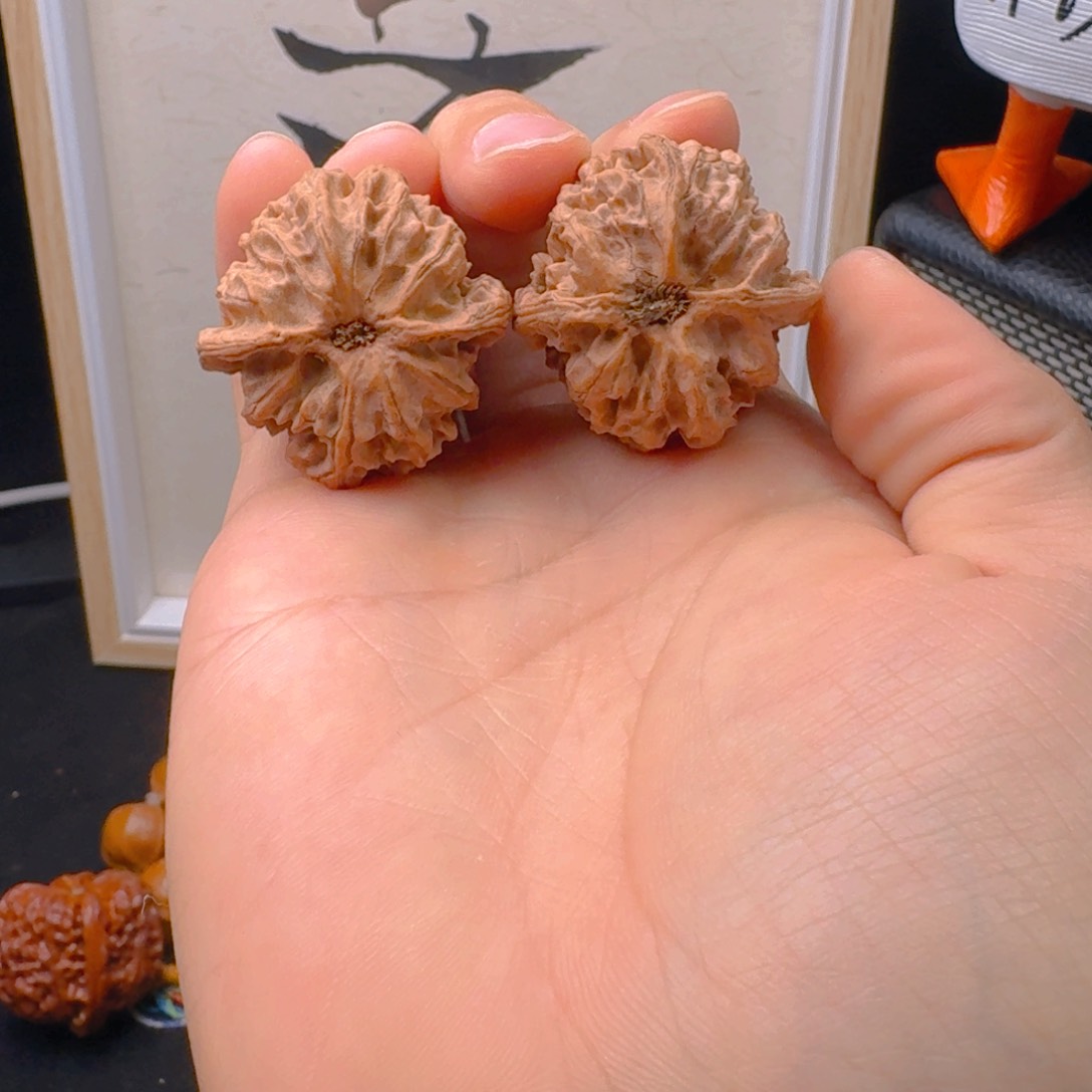 文玩核桃把件情**?3502苹果