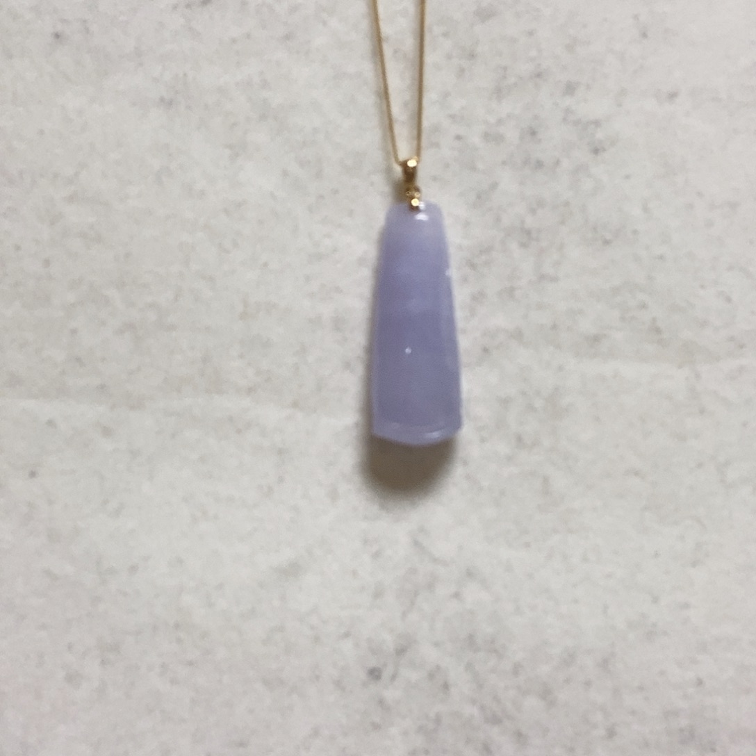 翡翠颈饰18K金镶嵌简单