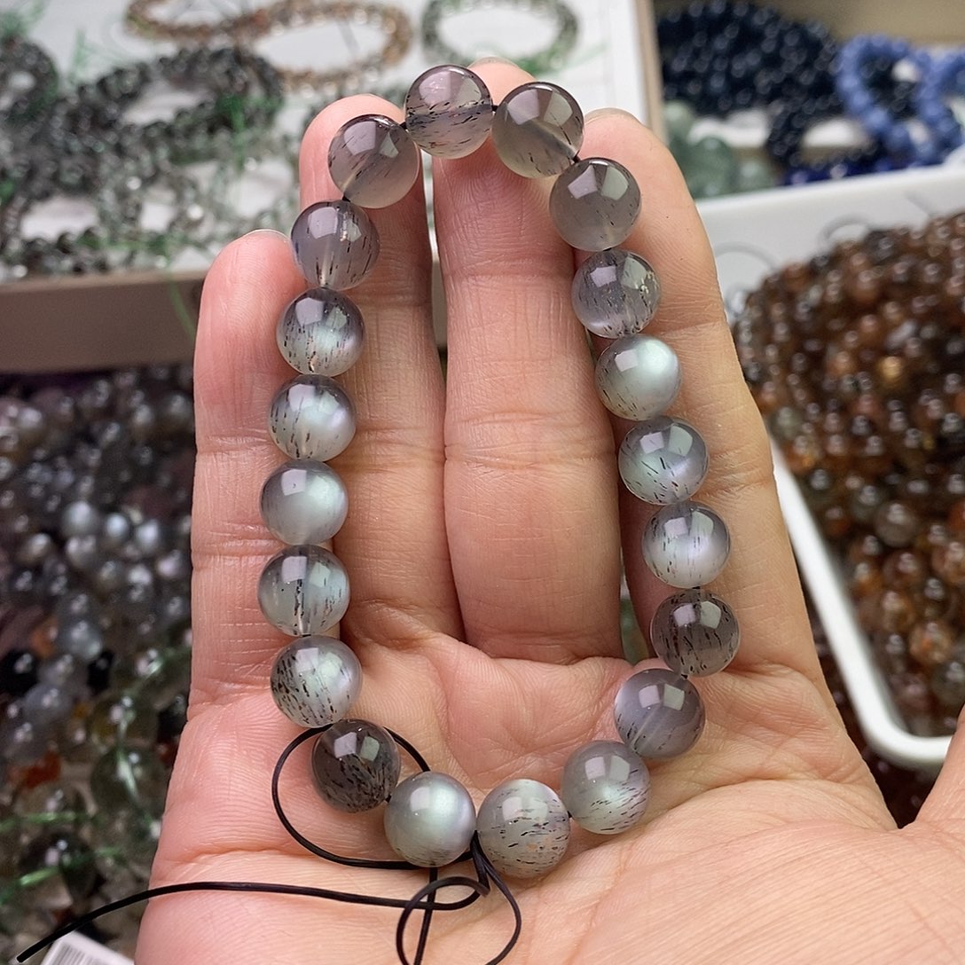 水晶手链未镶嵌满*卡10