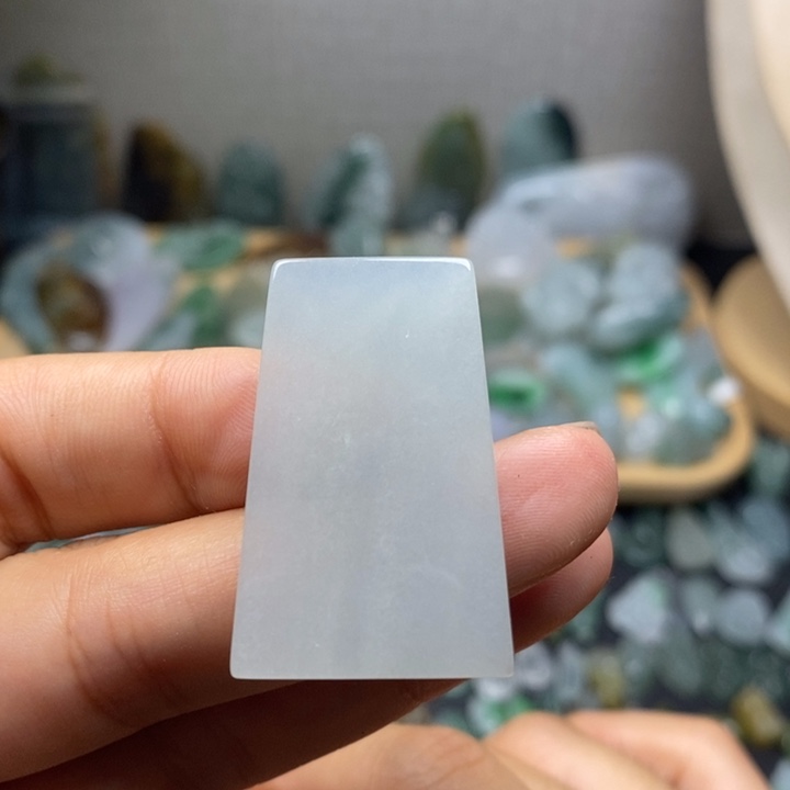 颈饰未镶嵌翡翠无事牌