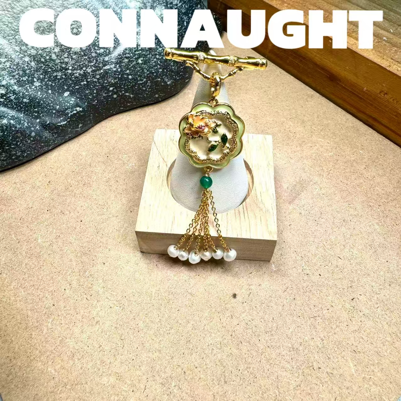 胸针 正品CONNAUGHT油画系列【一枝独秀】胸针YW059