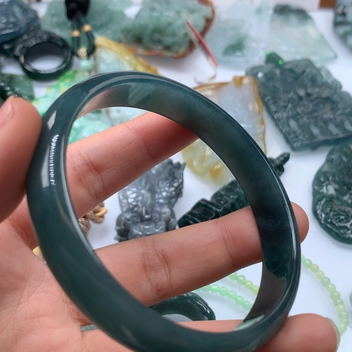 翡翠颈饰未镶嵌保真天然A货翡翠