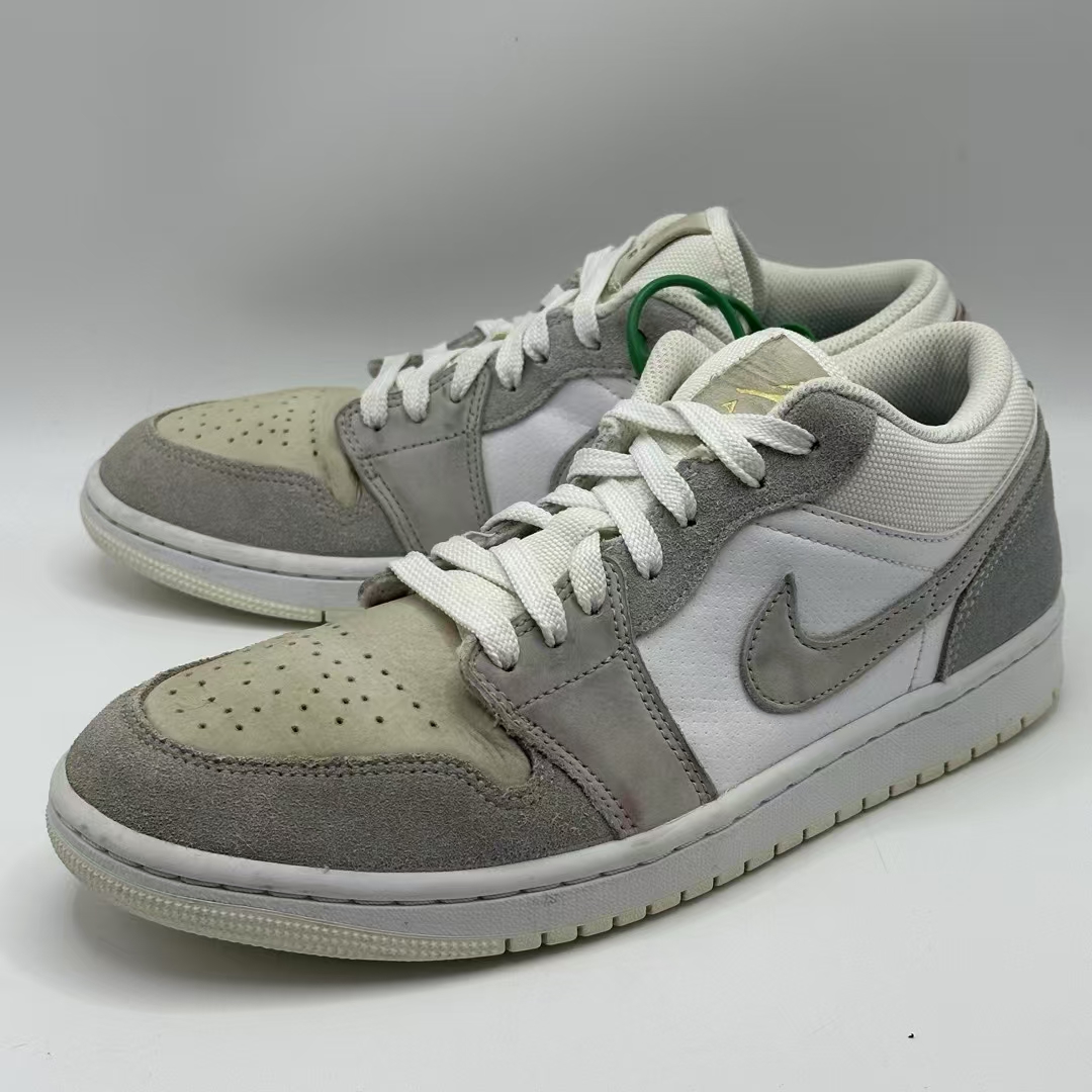 95新 MM6 42码/ AJ1 白灰/无原盒 cv3043