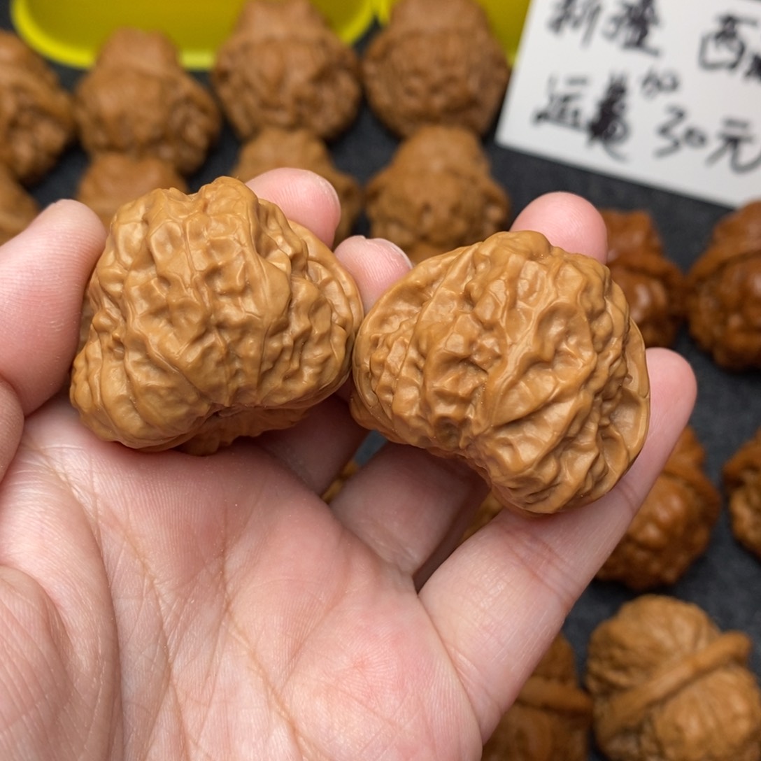 文玩核桃把件月*36蛤蟆
