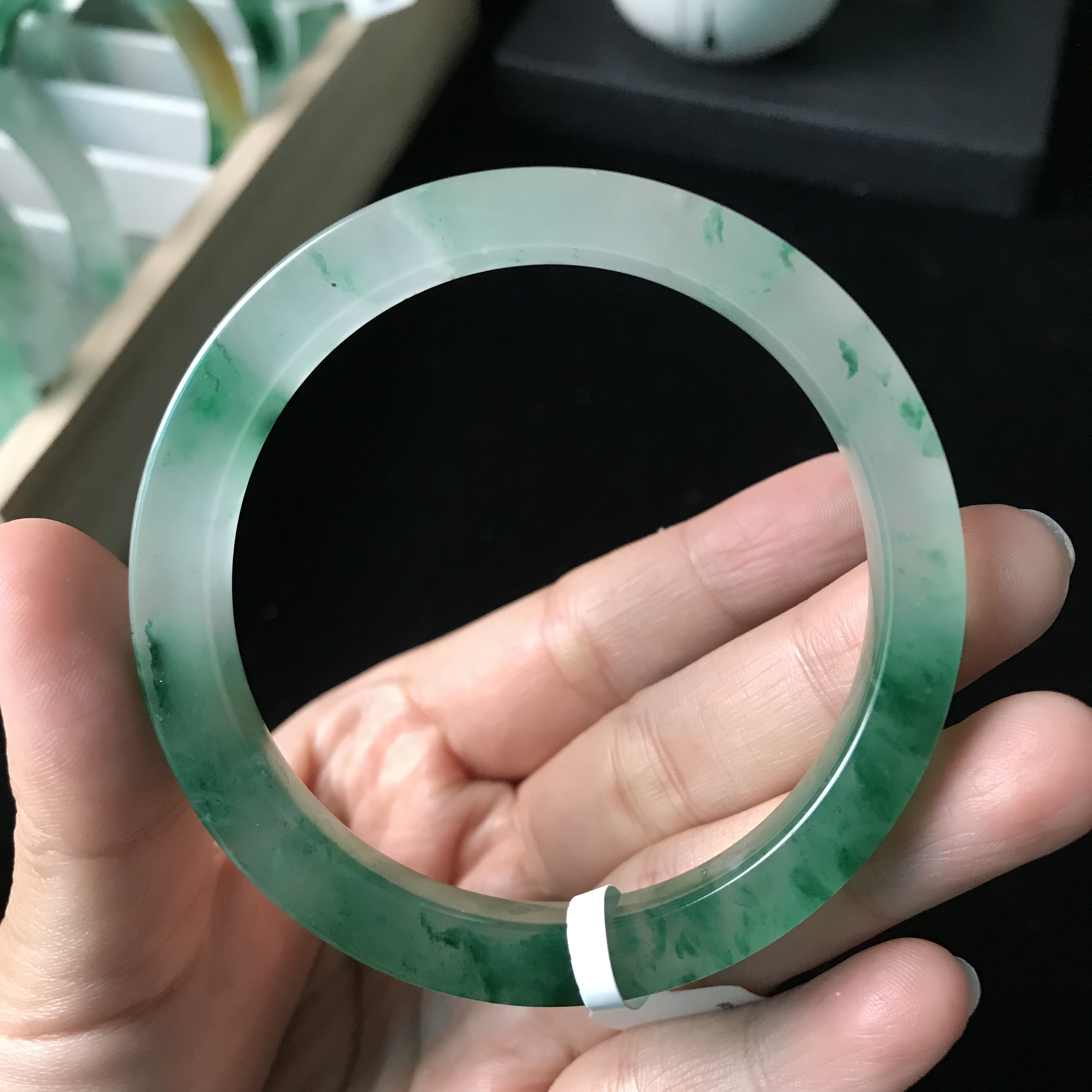 非洲翠半山水高冰飘花方镯圈口53.3宽8.8mm厚6.7mm