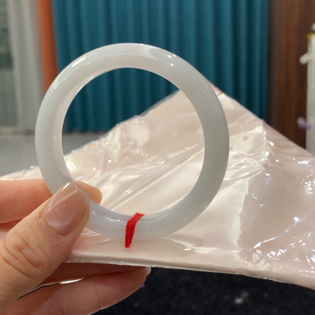 未镶嵌手镯翡翠完美者慎拍 圈口52.4