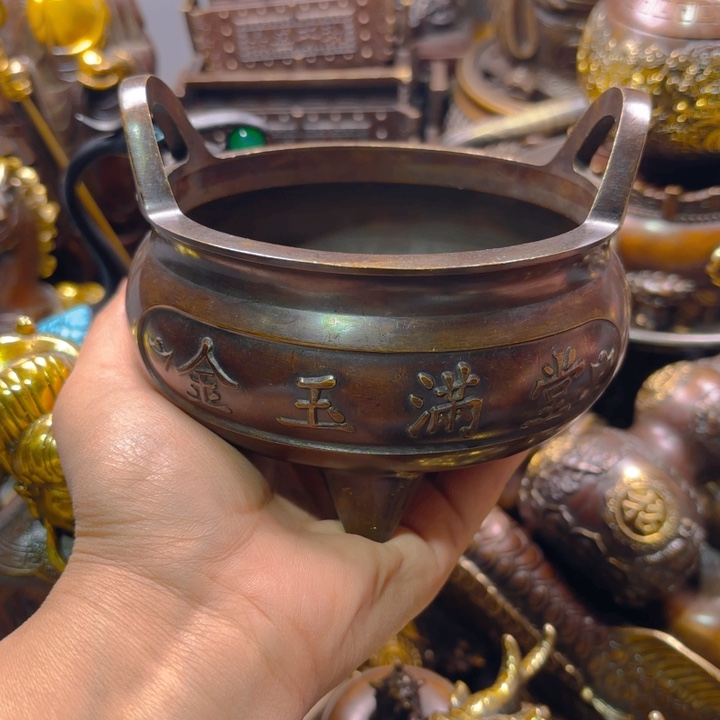 铜器摆件收收藏藏