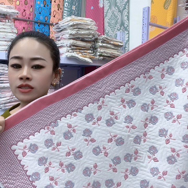 棉粉色小玫瑰他棉