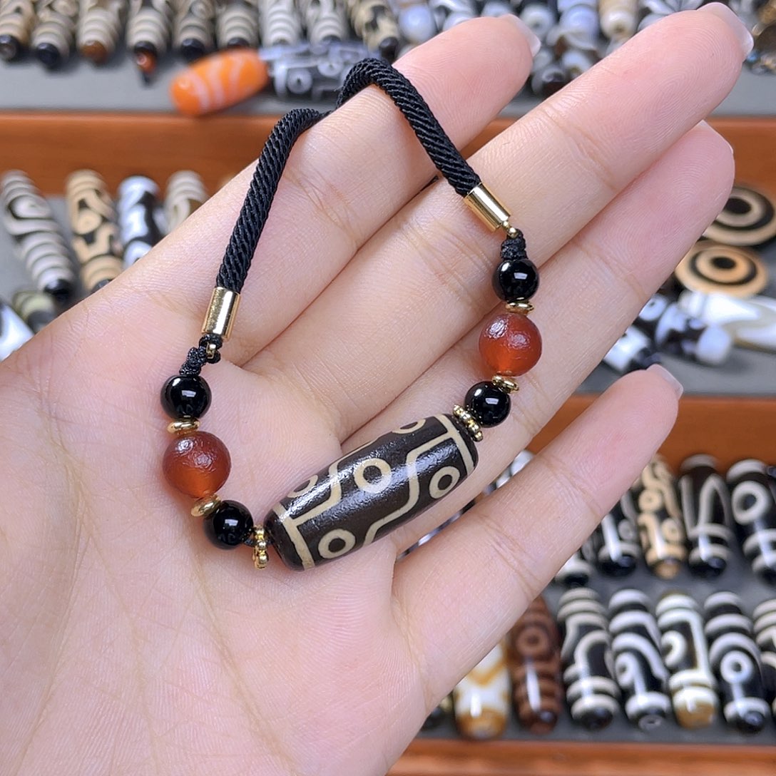 未镶嵌颈饰玛瑙/玉髓