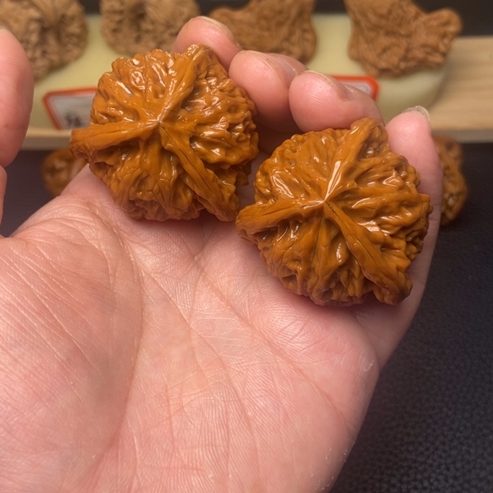 文玩核桃吊坠?****√工艺三棱