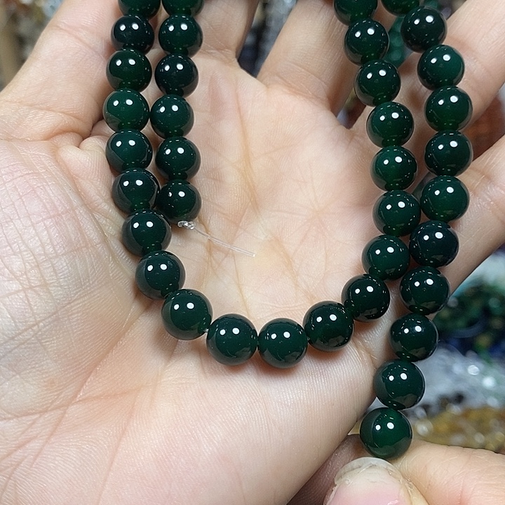 玛瑙/玉髓未镶嵌珠宝半成品A级高级深绿玛瑙卡8mm