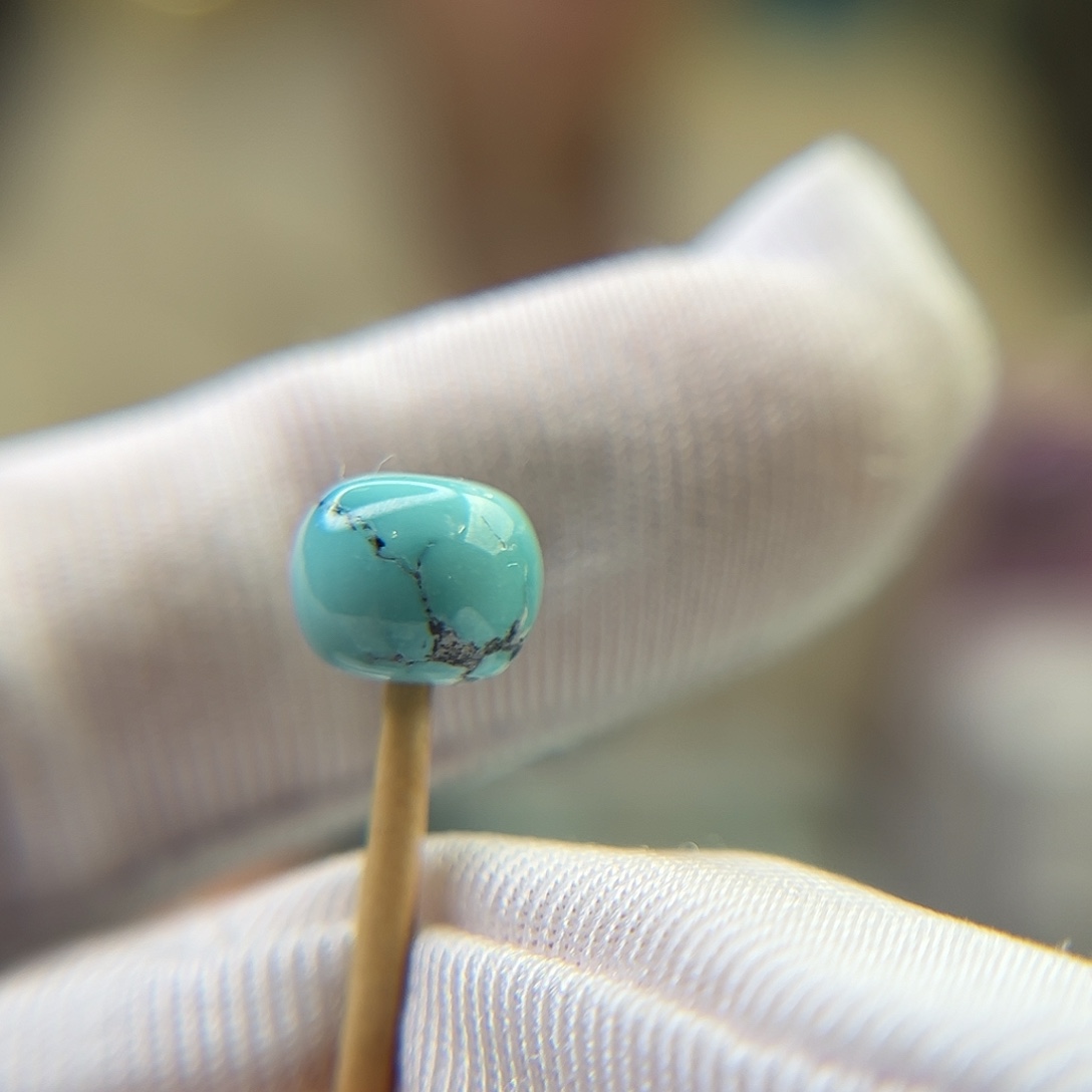 绿松石未镶嵌珠宝奇石8.4