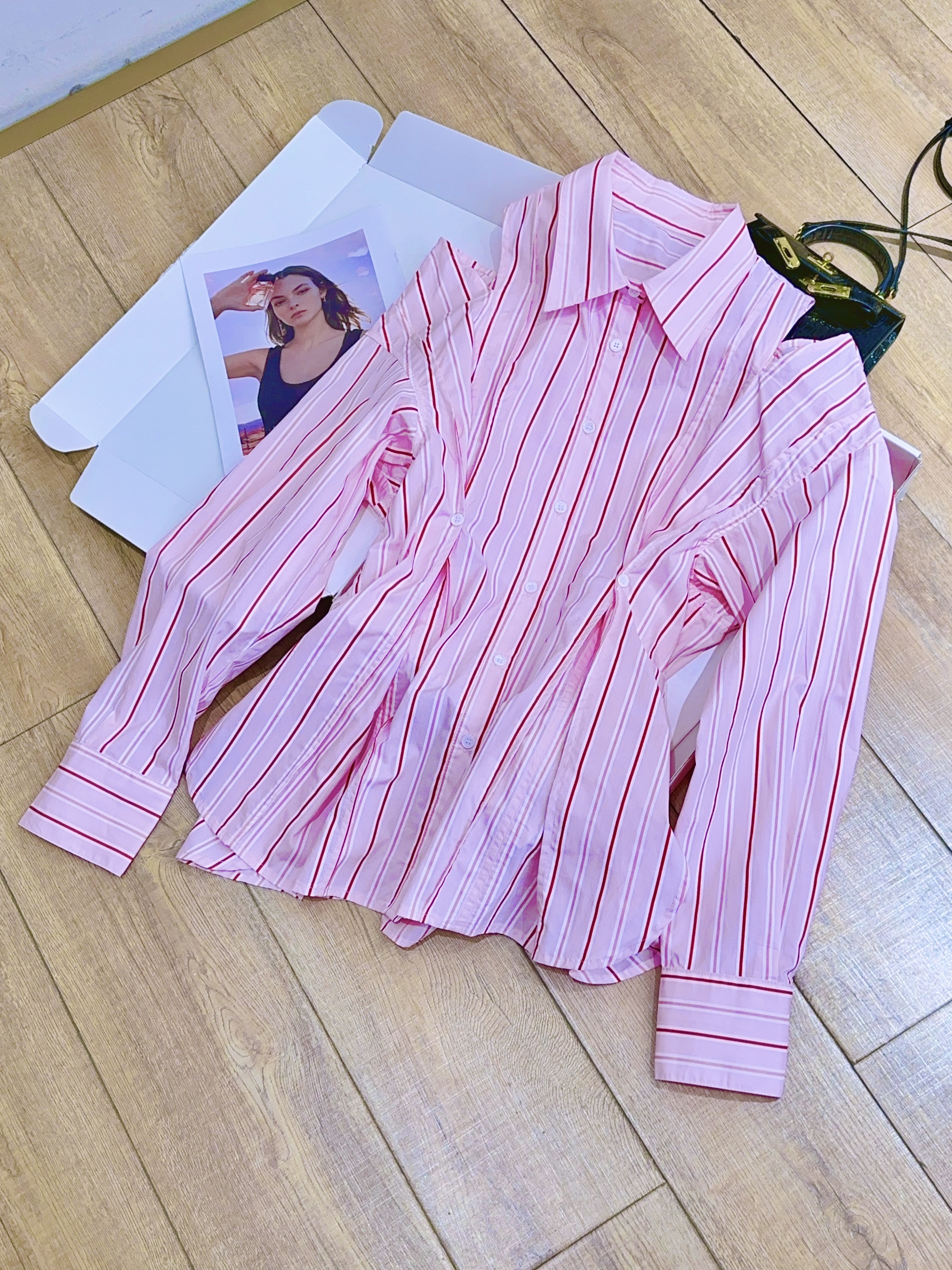 琳心丨春季新款粉色竖纹露肩设计感长袖衬衫 1972显瘦