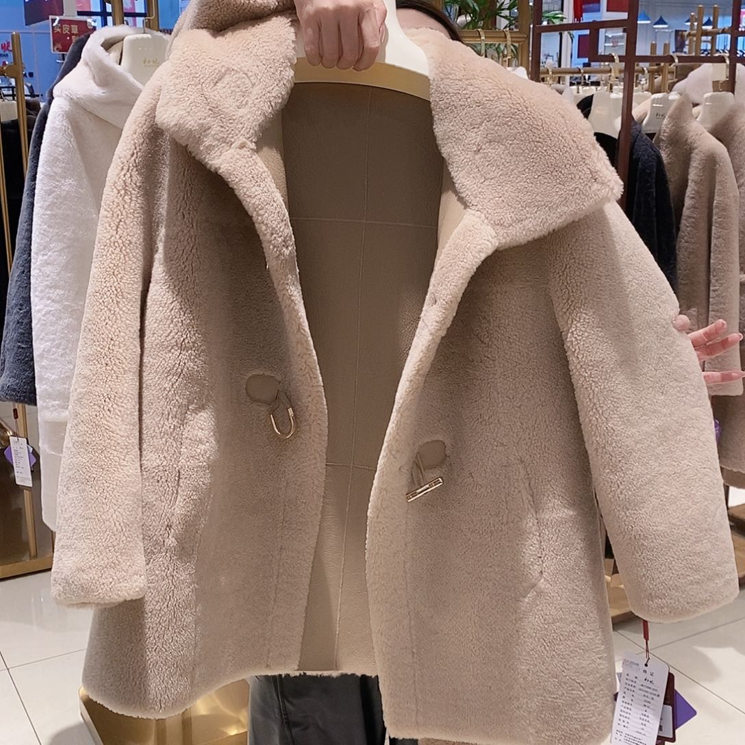 初晓皮草 初晓皮草