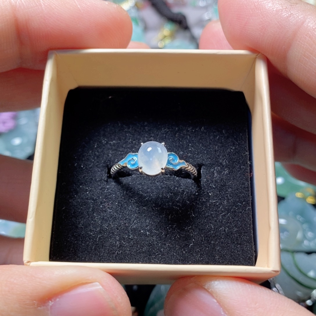 翡翠戒指银S925镶嵌缅甸翡翠A货戒指