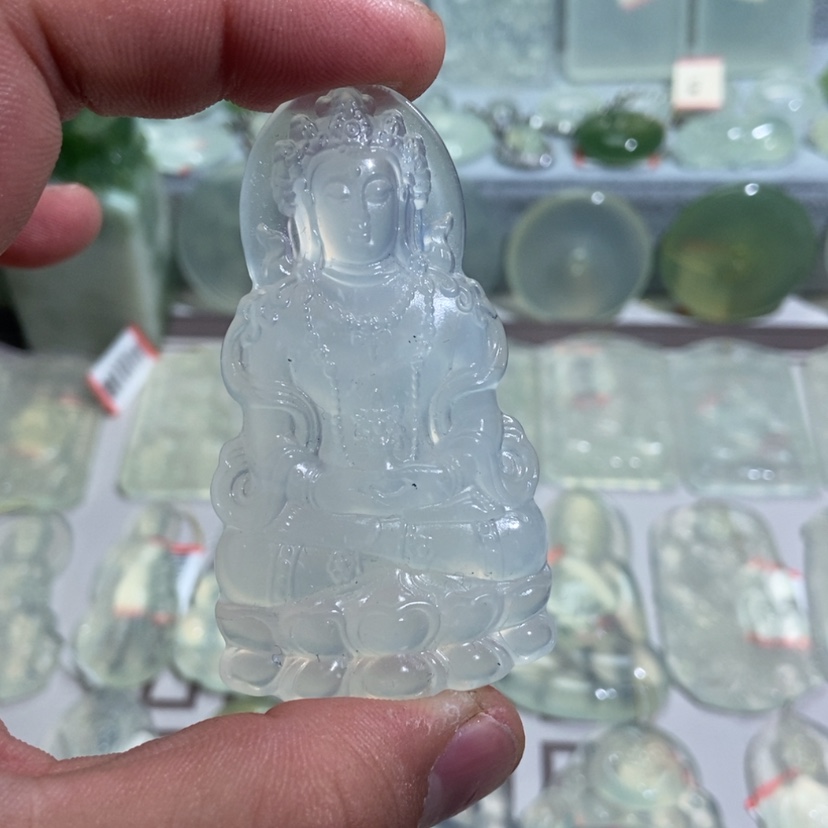 【闪购商品】蛇纹石玉颈饰未镶嵌八*佛