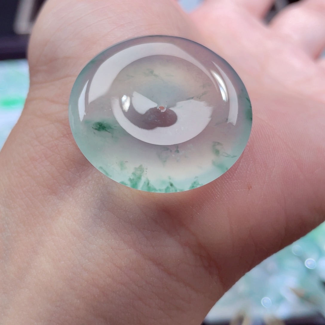 颈饰未镶嵌翡翠平安扣