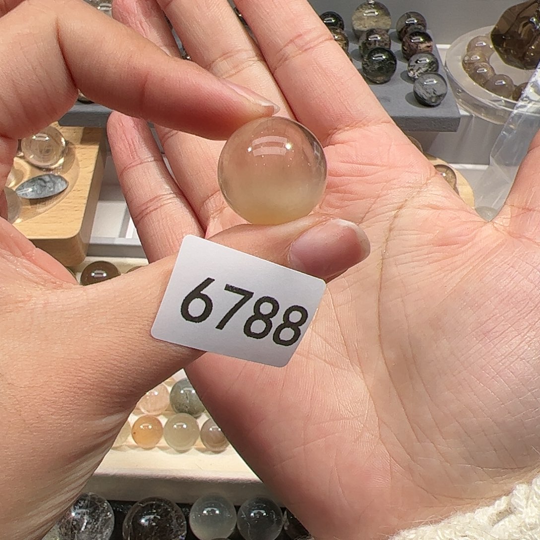 藝***然大型摆件（非配饰）未镶嵌水晶