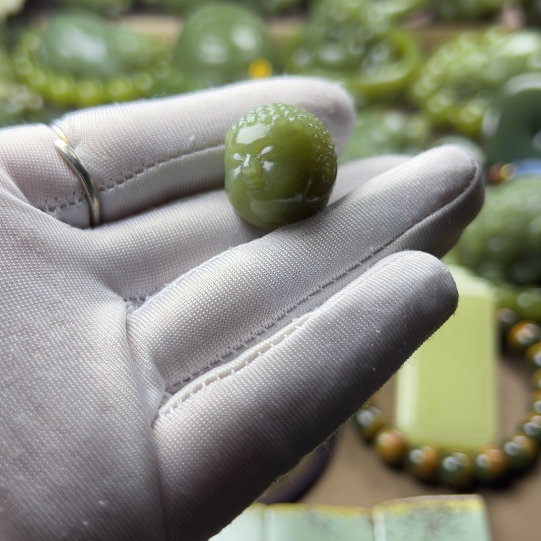 岫岩老玉（透闪石质玉）未镶嵌挂件