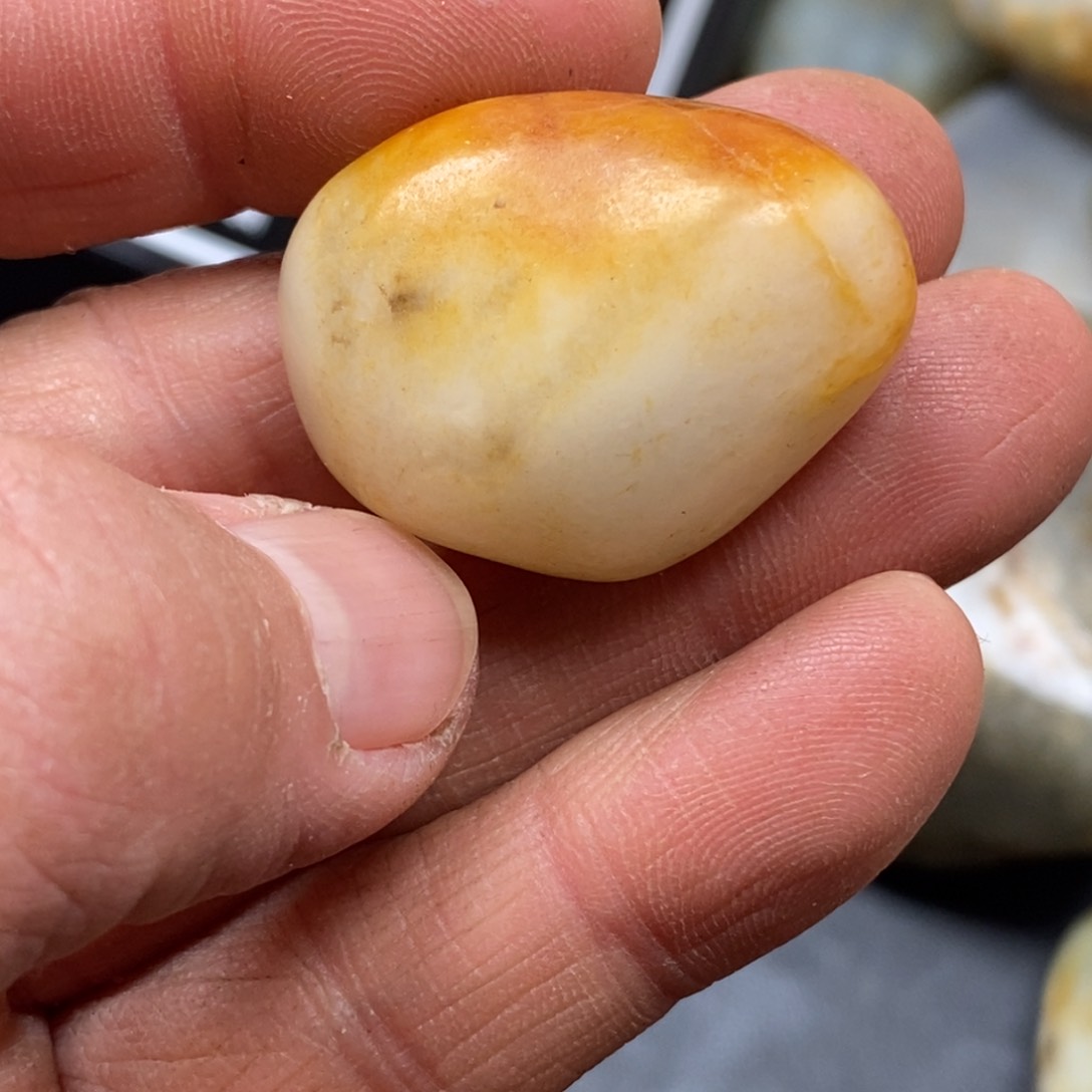 和田玉（糖玉）挂件未镶嵌