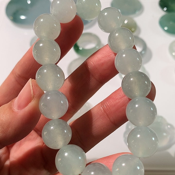 定制翡翠未镶嵌天然翡翠手串