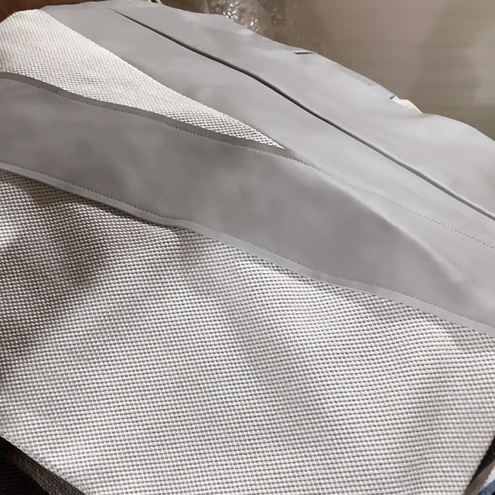 陶瓷花瓶，仿真绿植。