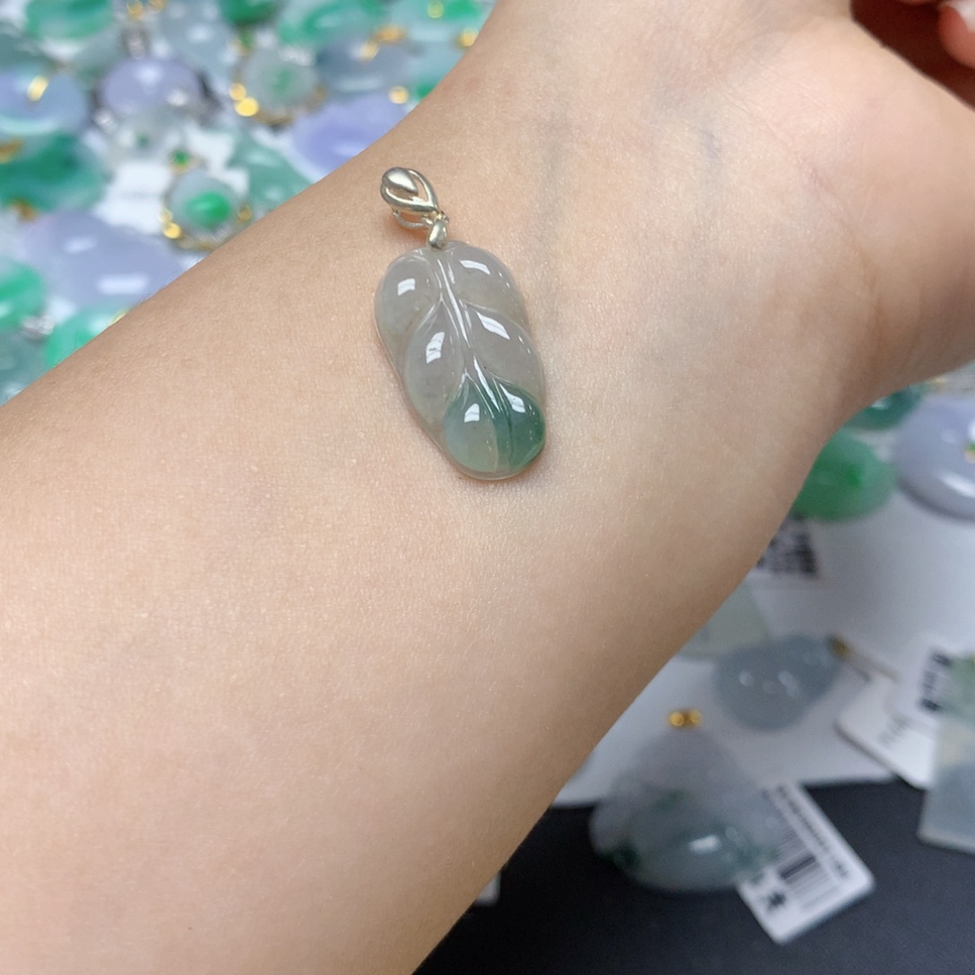 颈饰未镶嵌翡翠天然缅甸a货翡翠百元以上9元证书费自理