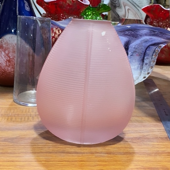 琉璃花瓶高18厘米口径4厘米