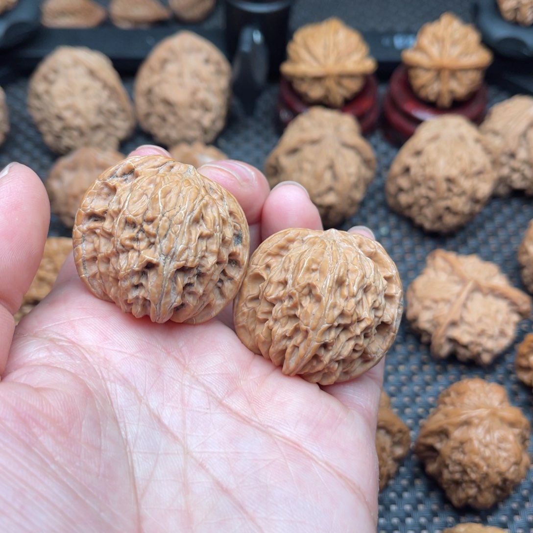 文玩核桃吊坠吉***.磨盘37尺