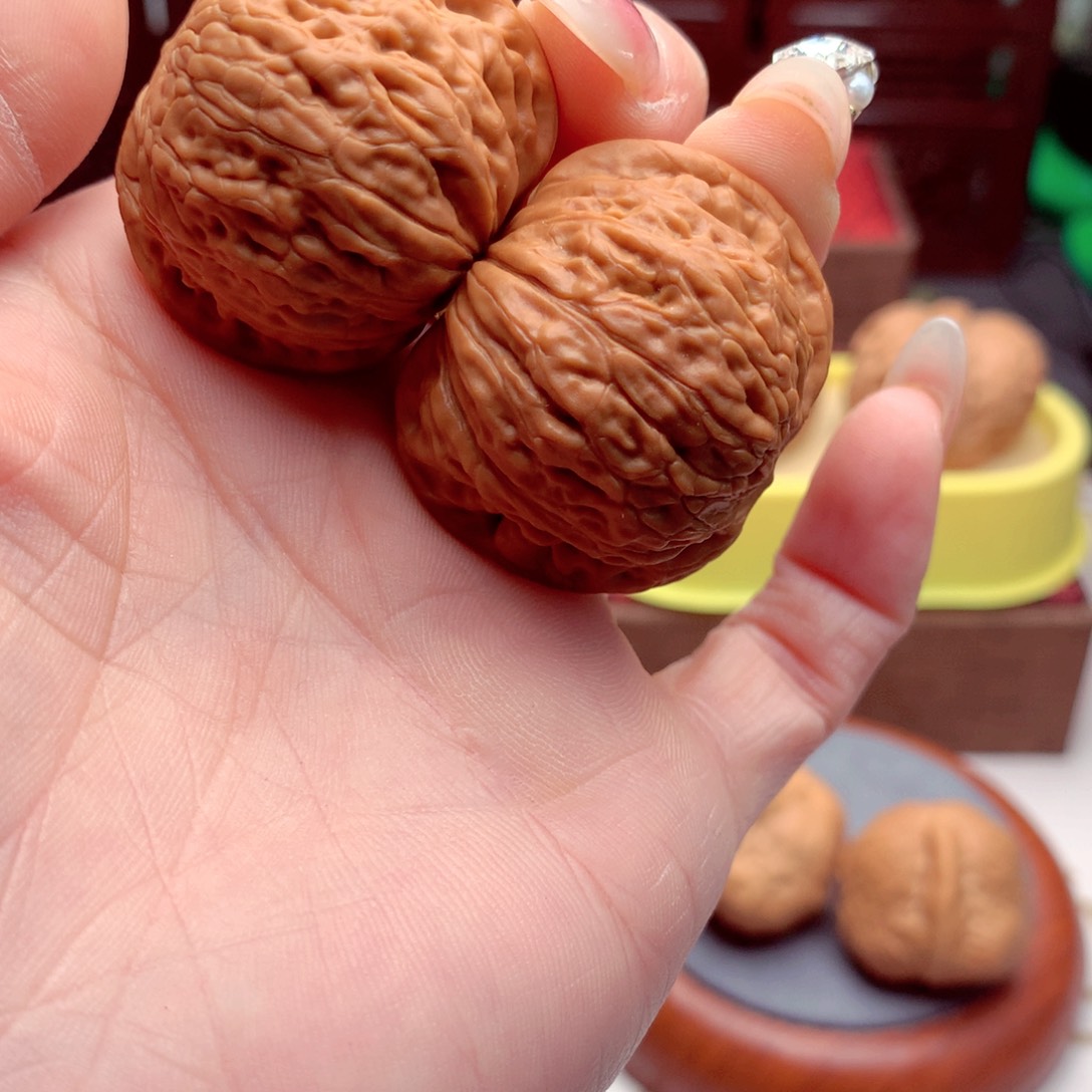 文玩核桃吊坠那***吧铁锤全品。  6号