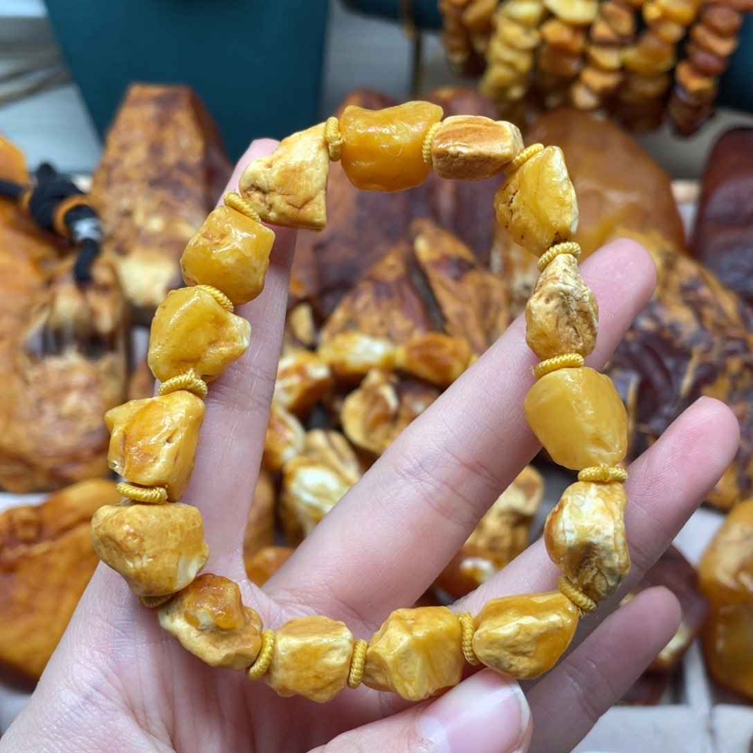 琥珀珠宝奇石未镶嵌