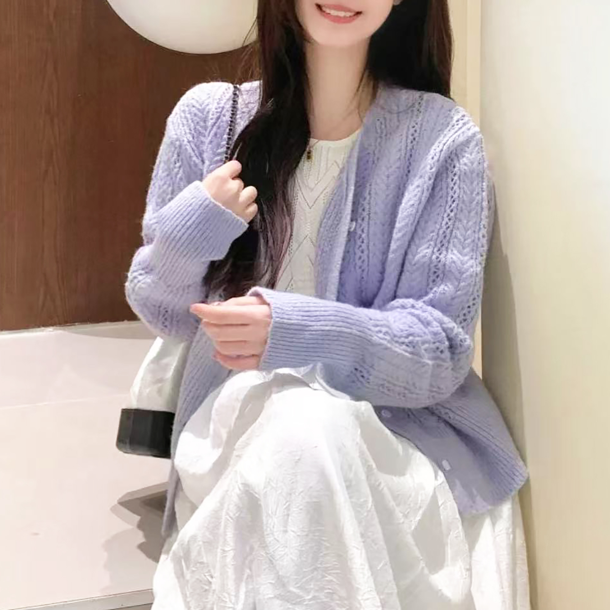 新品上新！女士V领镂空针织开衫H122