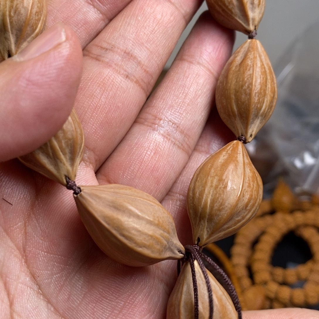 吊坠猴头核桃橄榄