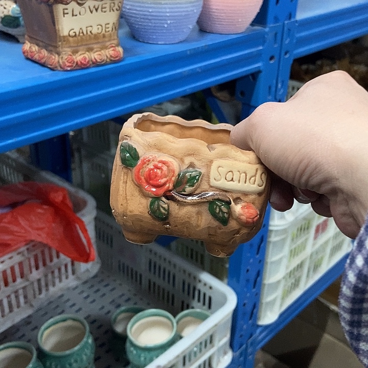 花盆单场满9.9发货9×8.5×6.5瑕疵