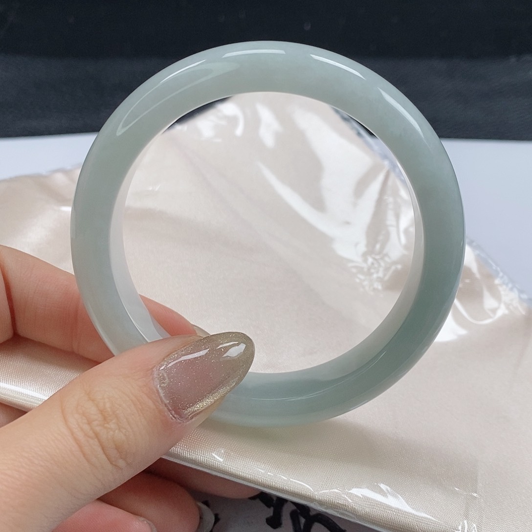 【闪购商品】翡翠手镯未镶嵌349号