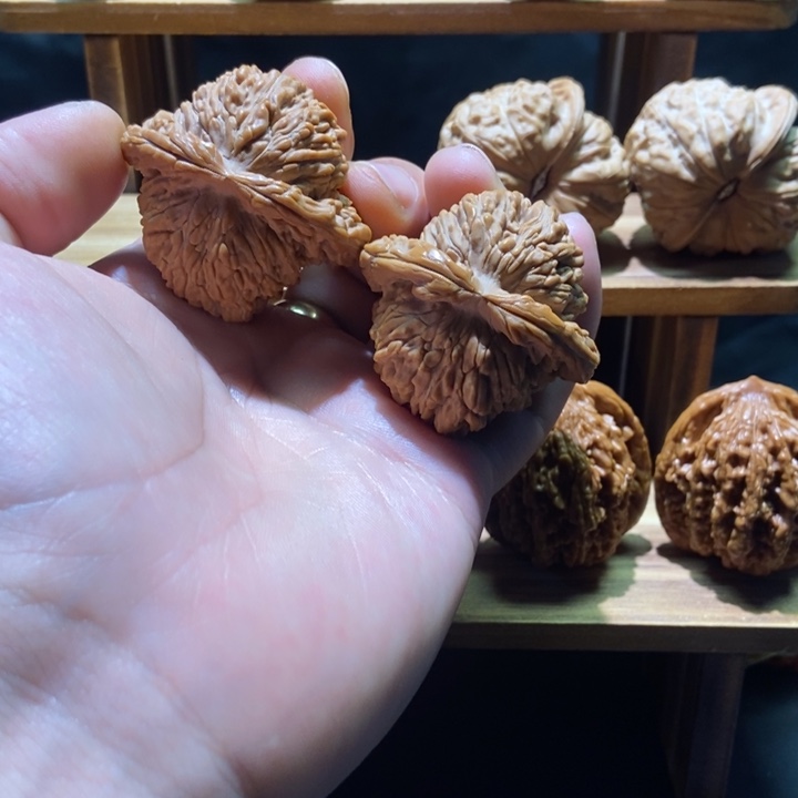 文玩核桃吊坠拱桥楼44