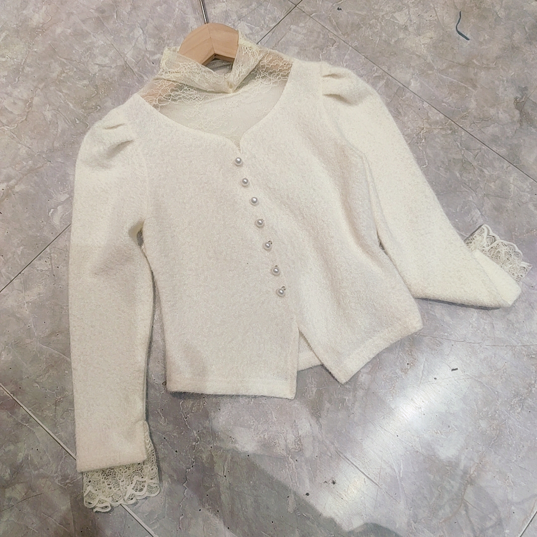 5918儿童冬款香风拼蕾丝打底衫