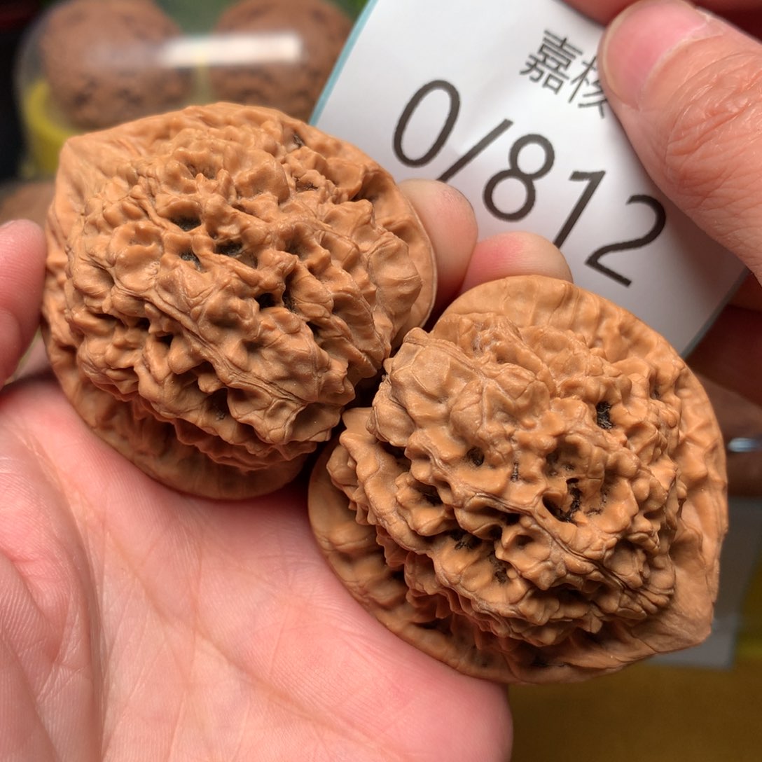 文玩核桃把件麒麟官帽48