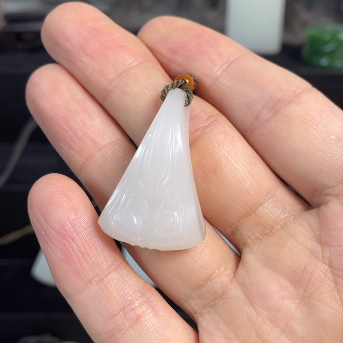 【闪购商品】和田玉（糖玉）未镶嵌颈饰三*