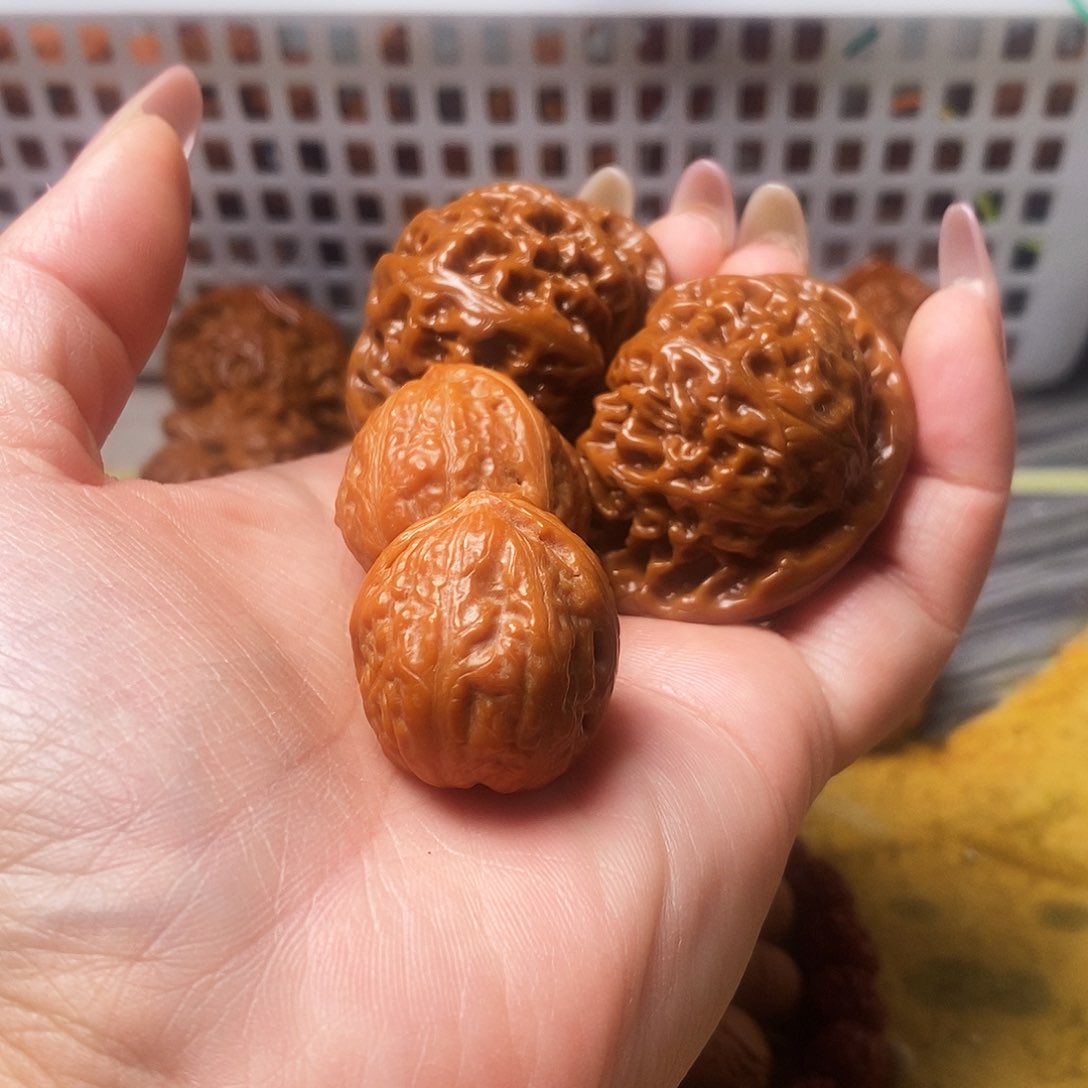 吊坠文玩核桃酥*宫灯