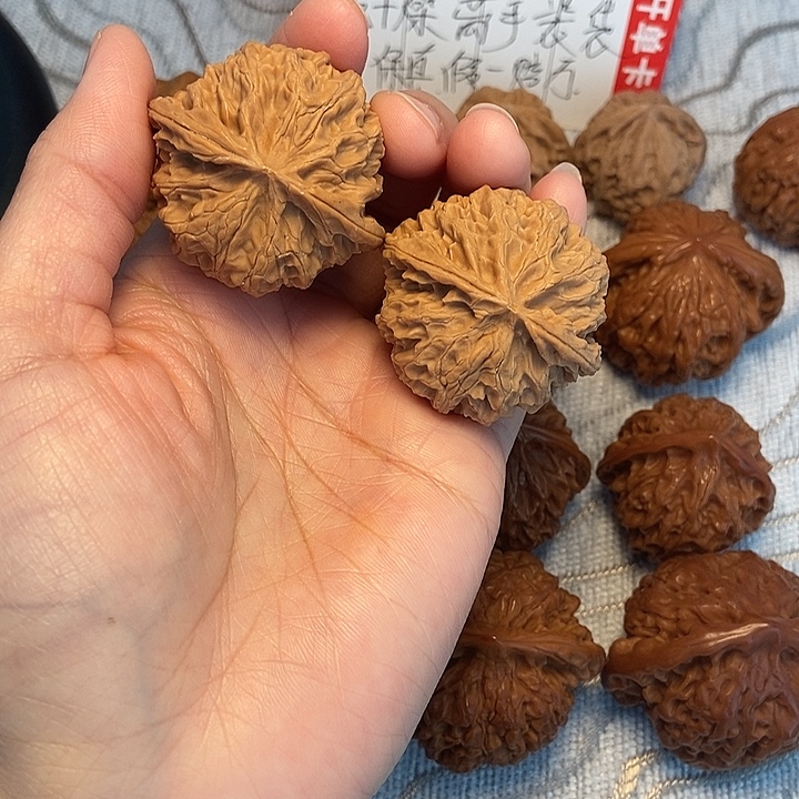 吊坠文玩核桃40苹果打底