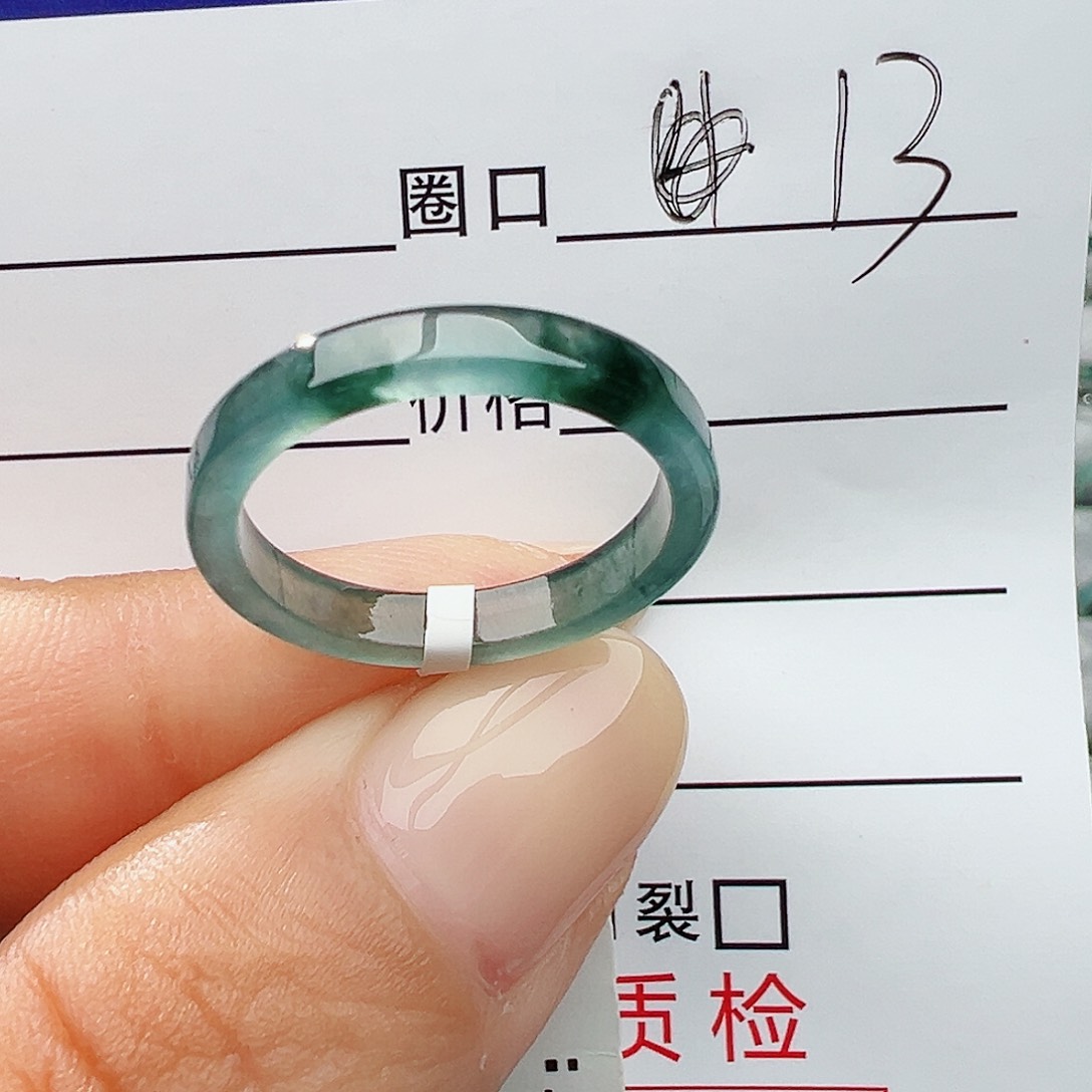 未镶嵌戒指翡翠翡翠