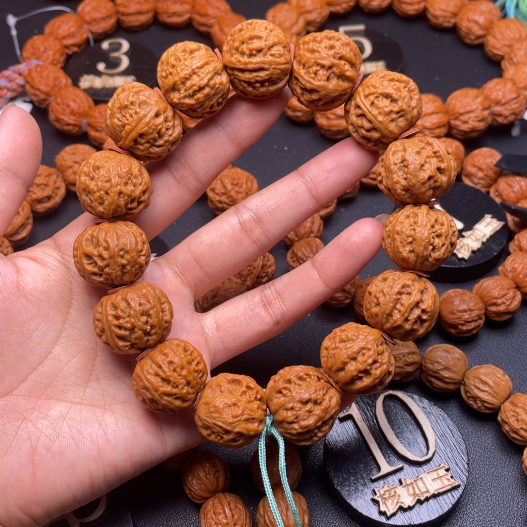 文玩核桃手串珊瑚111