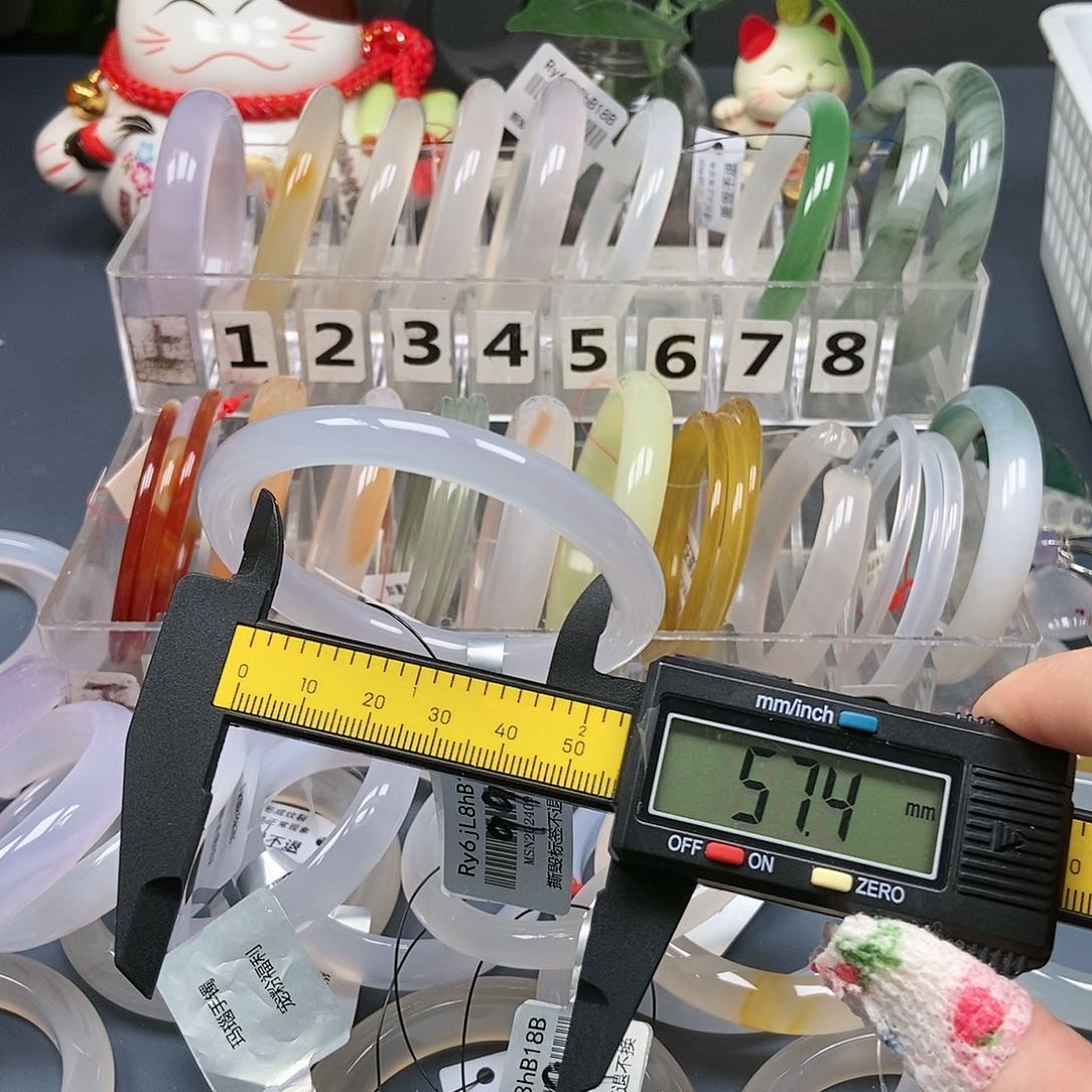 玛瑙/玉髓手镯未镶嵌27