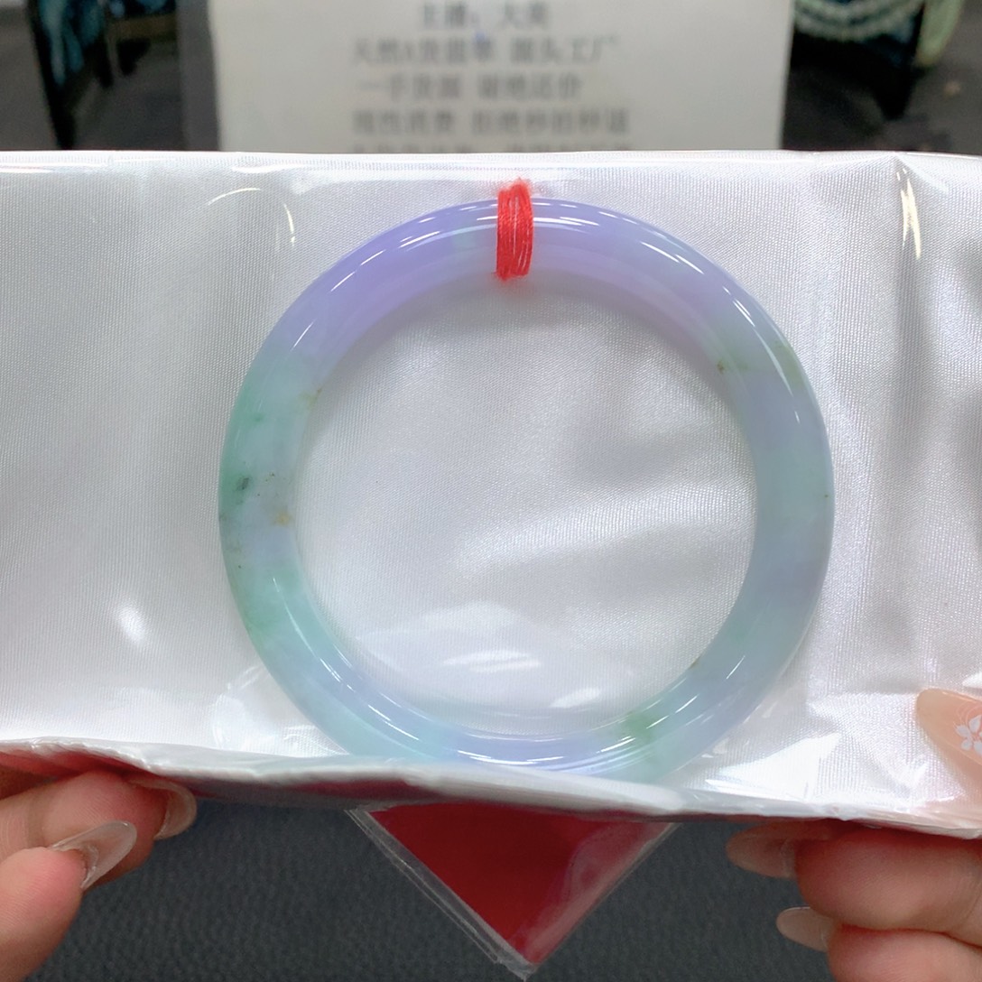 翡翠未镶嵌手镯60圆