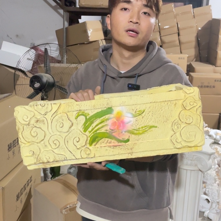 【闪购商品】陶瓷摆件黄色花缸摆件