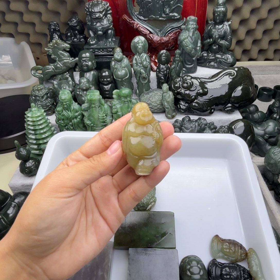 和田玉（糖玉）未镶嵌颈饰